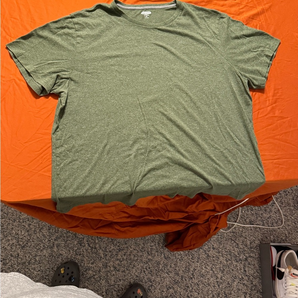 Men's Green T-Shirt